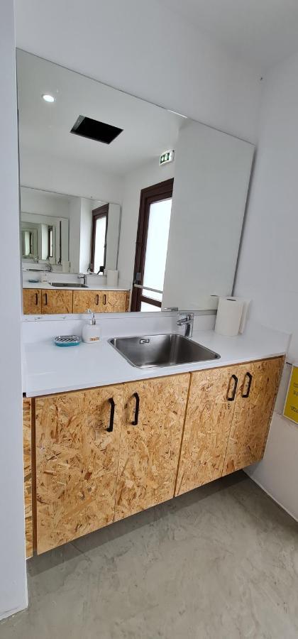 Bee Hostel Πάφος Εξωτερικό φωτογραφία