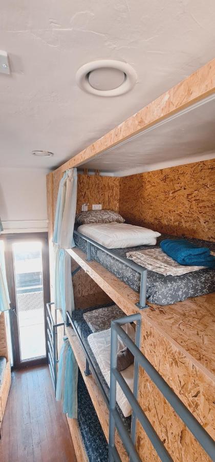Bee Hostel Πάφος Εξωτερικό φωτογραφία