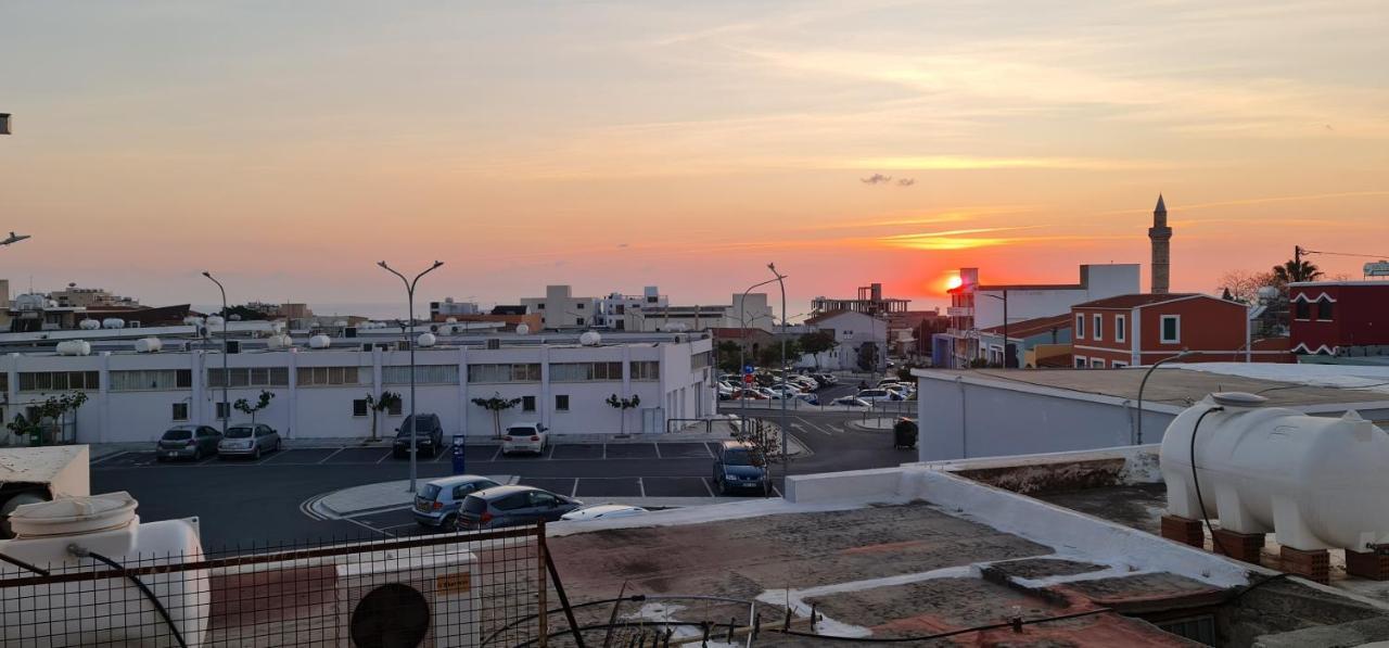 Bee Hostel Πάφος Εξωτερικό φωτογραφία